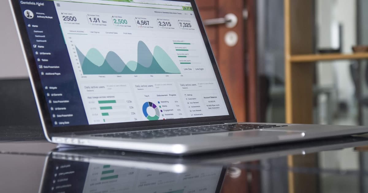 Wat kost een WordPress website laten maken - laptop met WordPress dashboard
